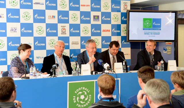 Gazprom proirio meunarodni djeji drutveni projekt Football for friendship